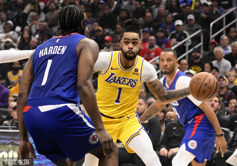 夺季后赛席 夺季后赛席