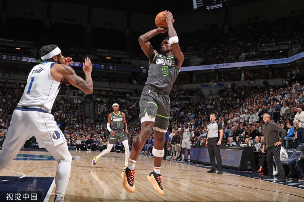 在利物浦战 在利物浦战