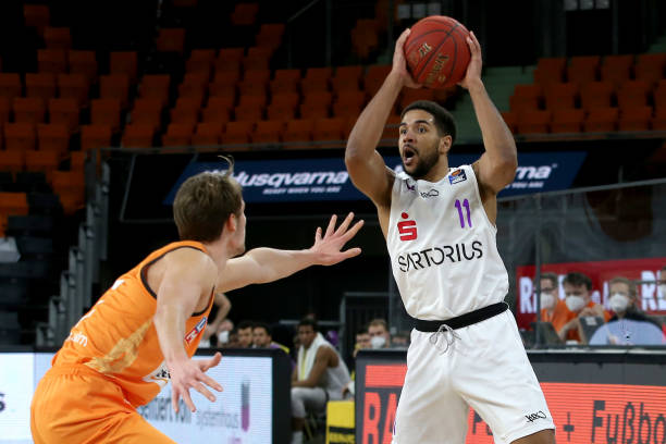 绝对高身价 绝对高身价